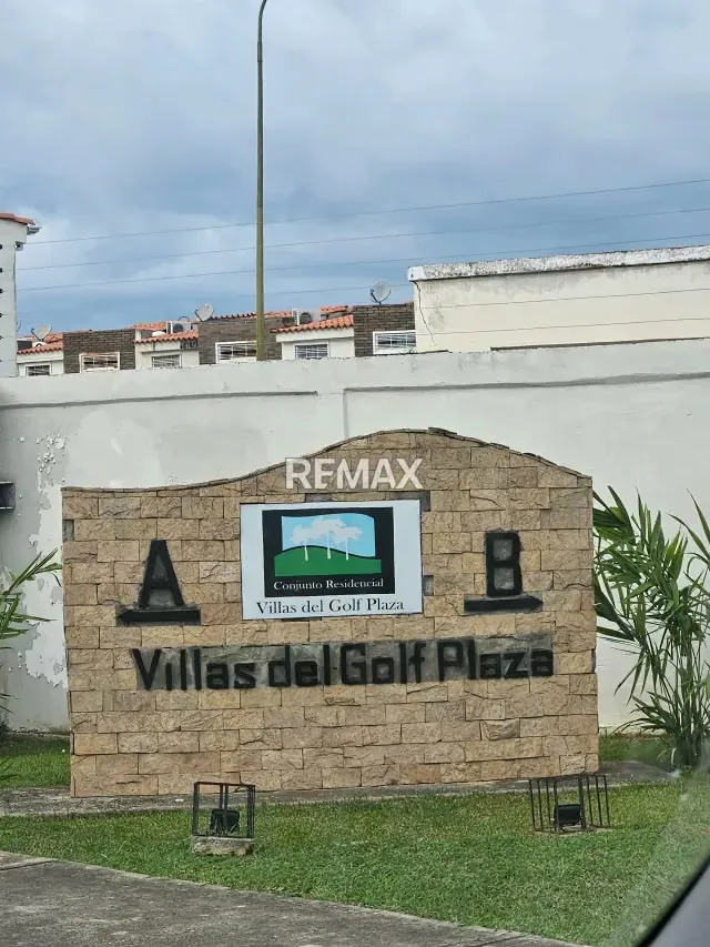 En venta casa en Villas del Golf Plaza, La Piedad, Palavecino
