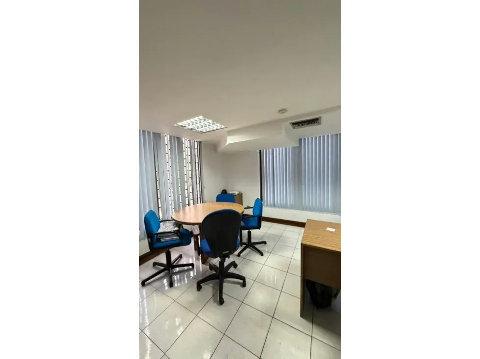 Vendo local/oficina dúplex en PB 122m2 Torre Oasis El Recreo 4751 - 10