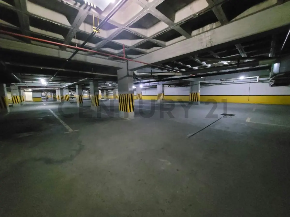 Área de estacionamiento subterránea en la Torre BVC-Lecheria - 6