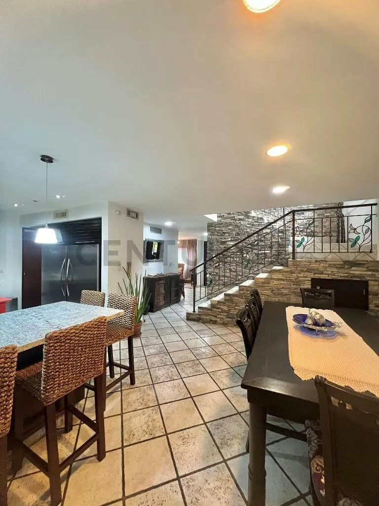 CASA EN VENTA LECHERIA C R VILLAS PARAGUACHI - 9