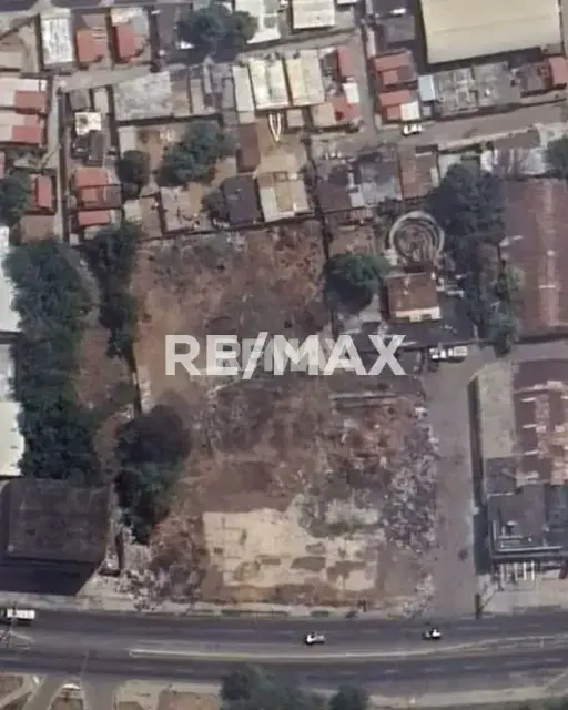 Terreno en Venta Av. Guajira, Ziruma