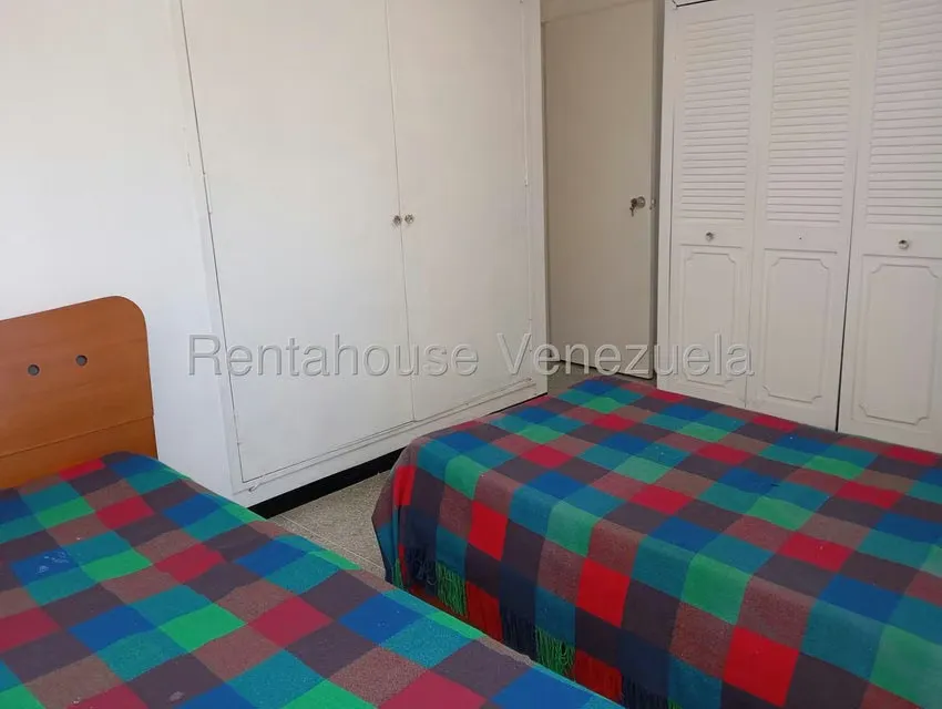 Apartamento (1 Nivel) en Alquiler en El Marques, Distrito Metropolitano - 14
