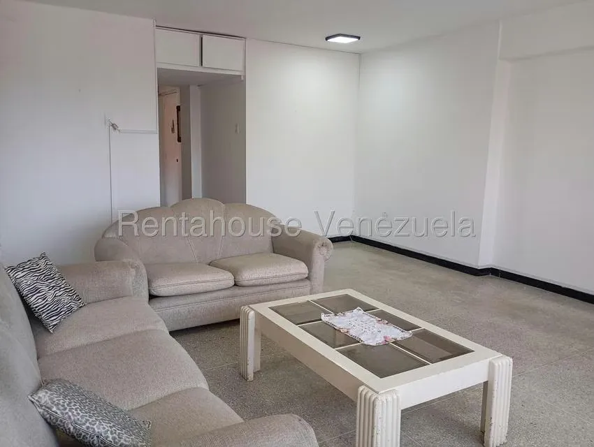 Apartamento (1 Nivel) en Alquiler en El Marques, Distrito Metropolitano - 7