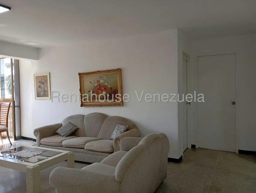 Apartamento (1 Nivel) en Alquiler en El Marques, Distrito Metropolitano - 8