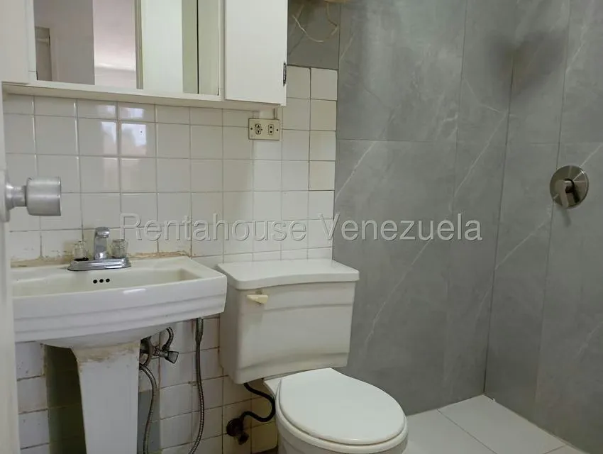 Apartamento (1 Nivel) en Alquiler en El Marques, Distrito Metropolitano - 9