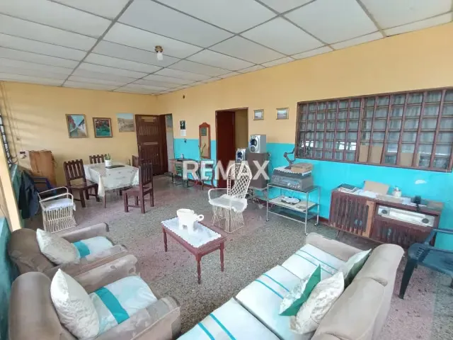 Buscas Una casa, bien Ubicada para montar tu negocio o vivir en ella comodamente - 16