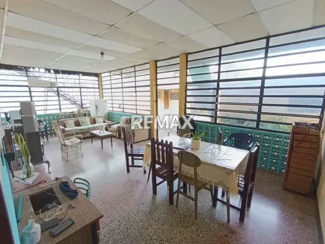Buscas Una casa, bien Ubicada para montar tu negocio o vivir en ella comodamente - 17