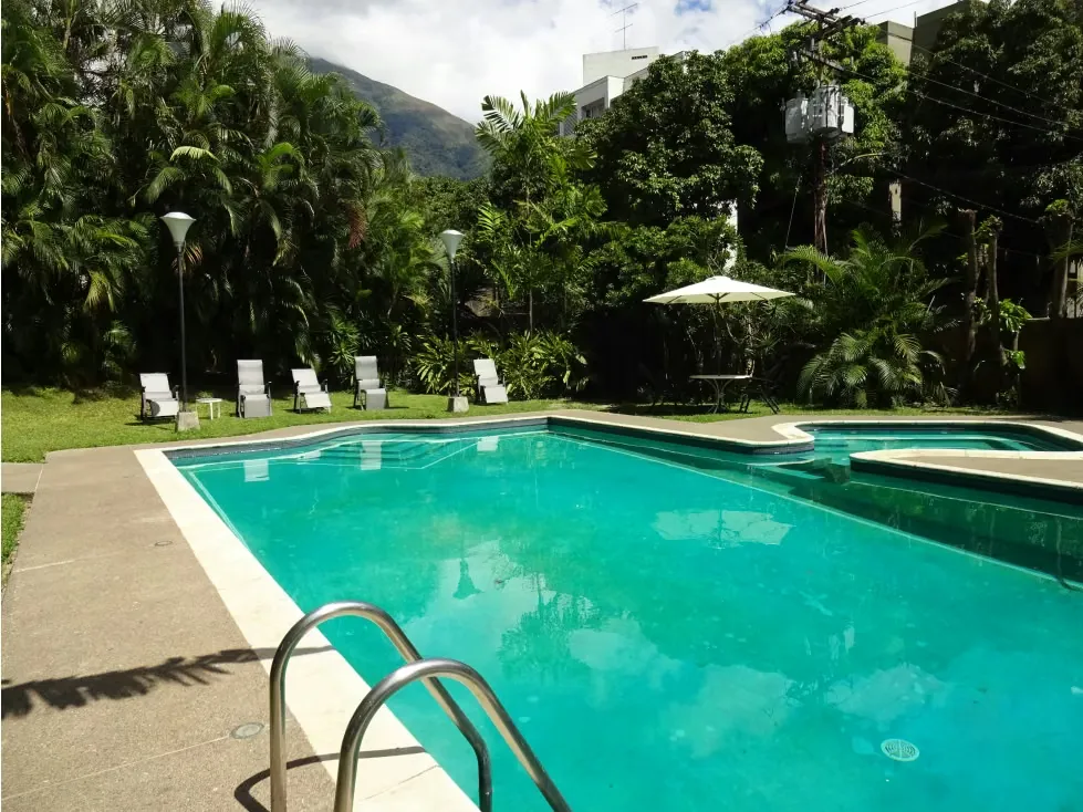 Se vende PH 516m2 4h+2s/6b+s/3p Santa Eduvigis 0822 - 2