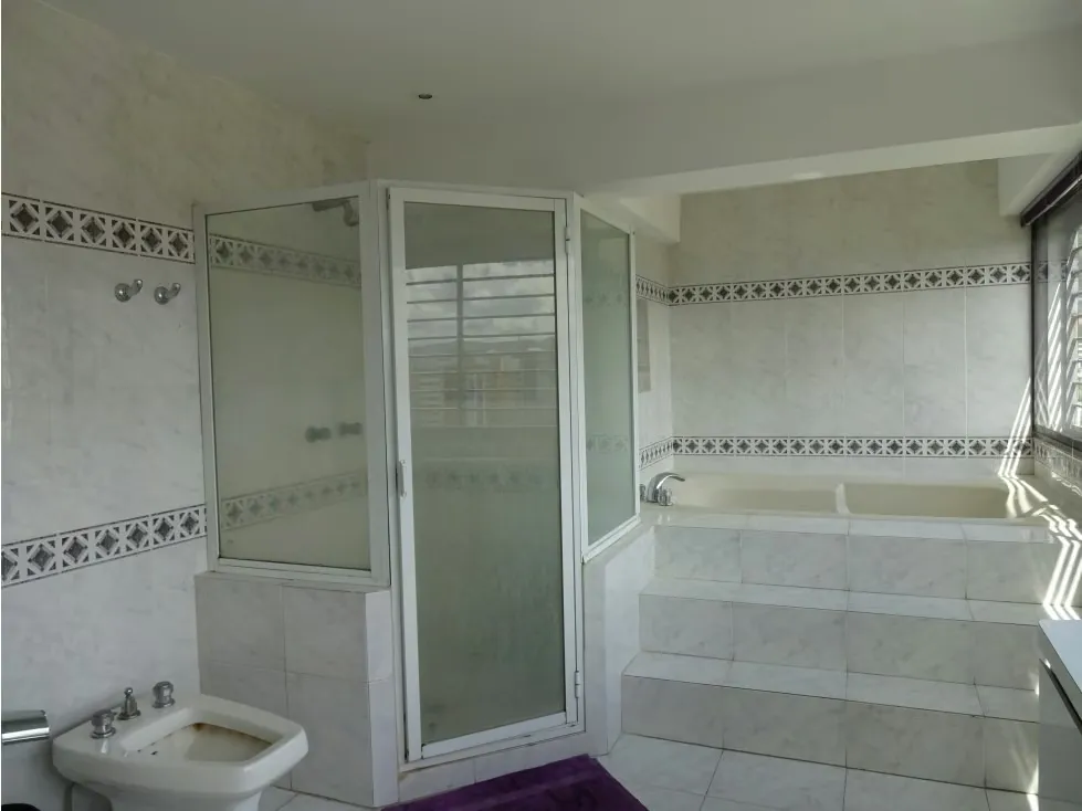 Se vende PH 516m2 4h+2s/6b+s/3p Santa Eduvigis 0822 - 12