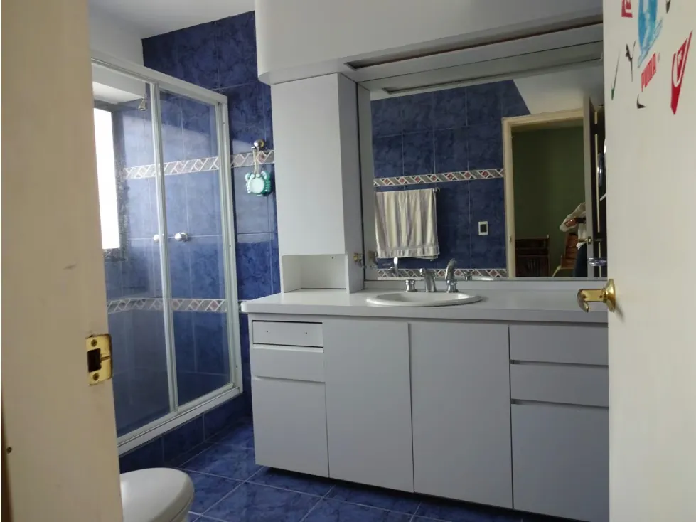 Se vende PH 516m2 4h+2s/6b+s/3p Santa Eduvigis 0822 - 16