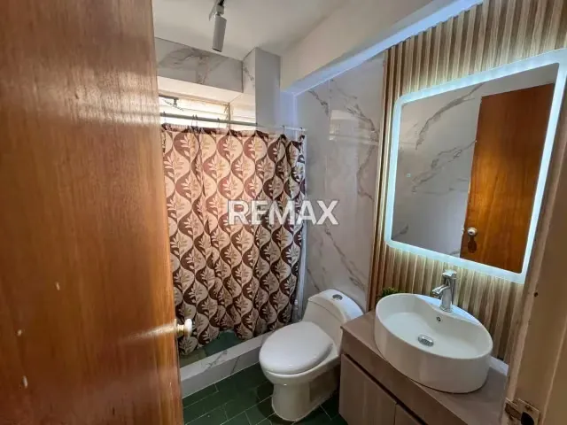 Apartamento remodelado de 94 mts² en Res. Mallorca en Prebo (frente al Shopping Center) - 4