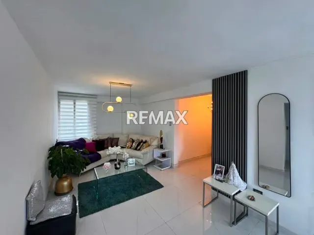 Apartamento remodelado de 94 mts² en Res. Mallorca en Prebo (frente al Shopping Center) - 6