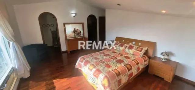 CASA EN VENTA - URB. MIRANDA - 12