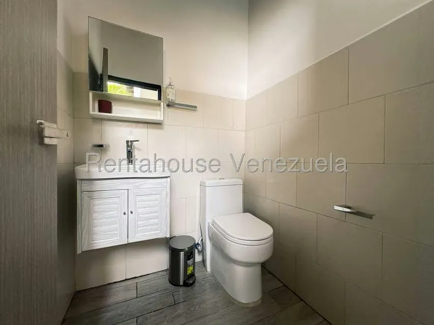 Casa (Duplex) en Venta en Bosques de la Lagunita, Distrito Metropolitano - 19