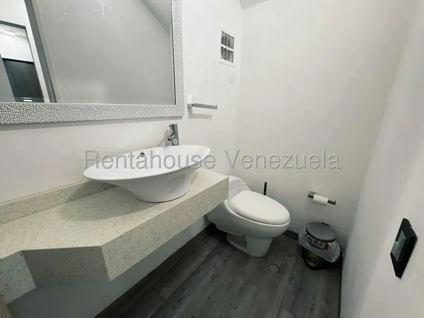Casa (Duplex) en Venta en Bosques de la Lagunita, Distrito Metropolitano - 10