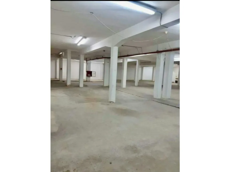 Se vende galpón 3.600m2 La Yaguara - 5