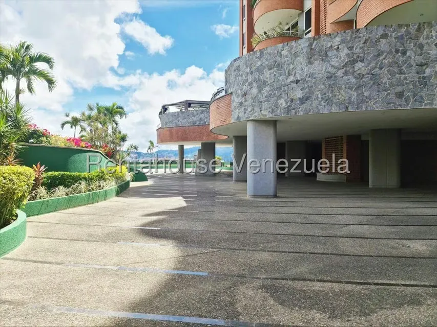 Apartamento (1 Nivel) en Venta en Colinas de Valle Arriba / Mirador de Los Campitos, Distrito Metropolitano - 35