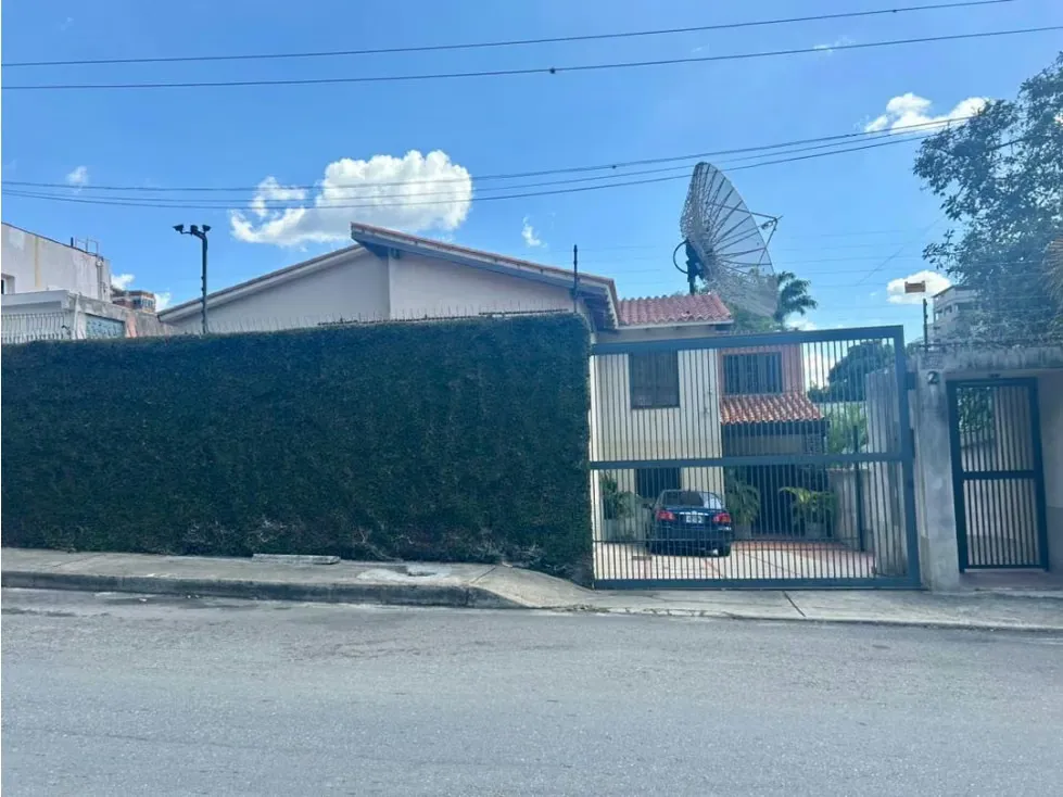 Se Vende Casa 665m² 4h+s/ 4b+s/ 6e Los Palos Grandes - 5