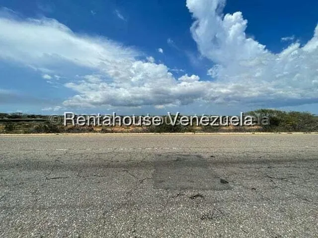Terreno (Comercial) en Venta en Punto Fijo, Falcon - 3