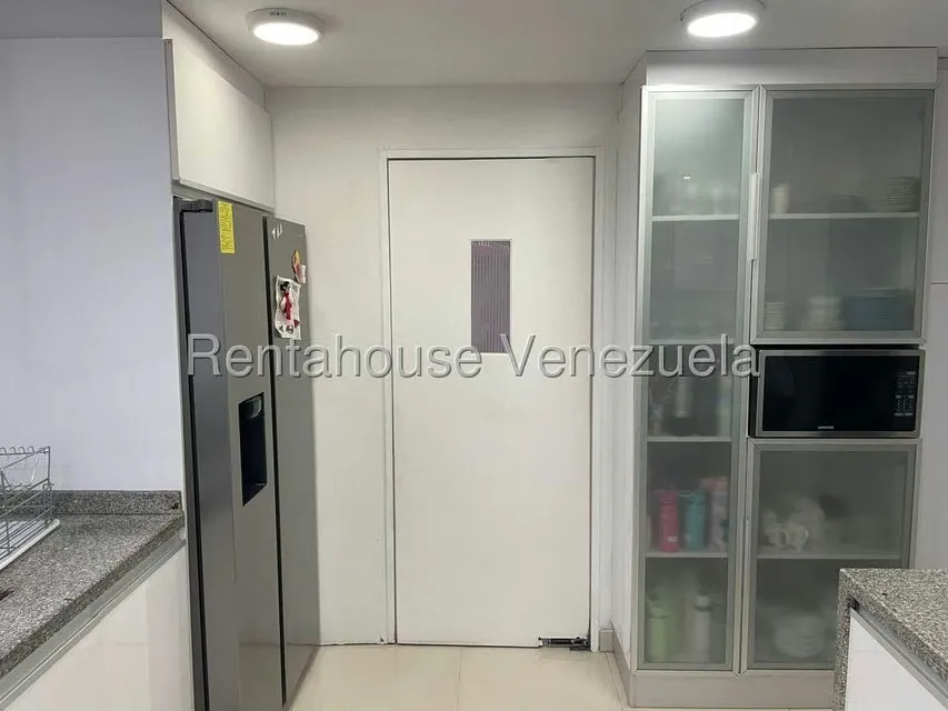 Apartamento (1 Nivel) en Venta en Lomas de Las Mercedes, Distrito Metropolitano - 19