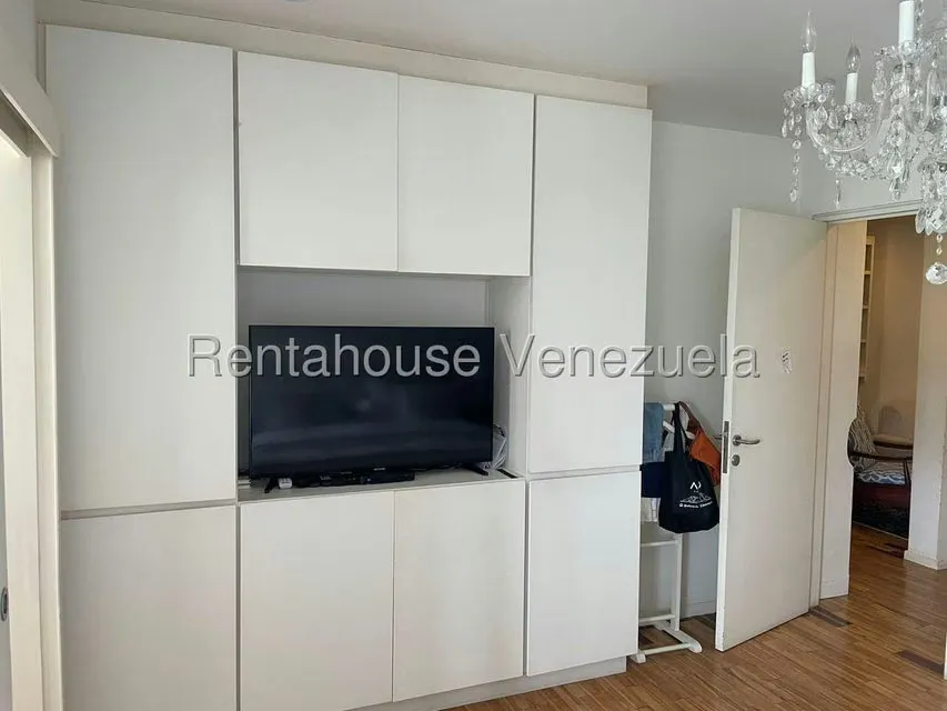 Apartamento (1 Nivel) en Venta en Lomas de Las Mercedes, Distrito Metropolitano - 28