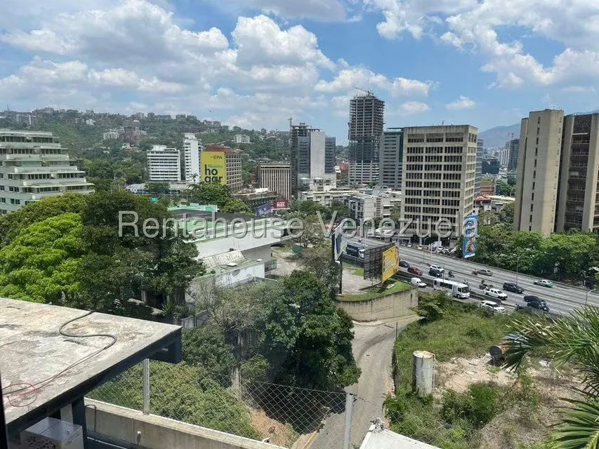 Apartamento (1 Nivel) en Venta en Lomas de Las Mercedes, Distrito Metropolitano - 30