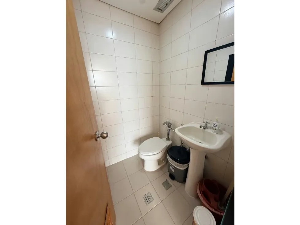 Alquilo oficina 44m2 C.C Paseo El Hatillo 5216 - 7