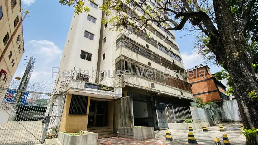 Comercial (Oficina) en Alquiler en Bello Monte, Distrito Metropolitano