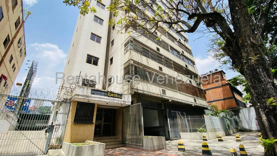 Oficina en Alquiler en Bello Monte, Distrito Metropolitano