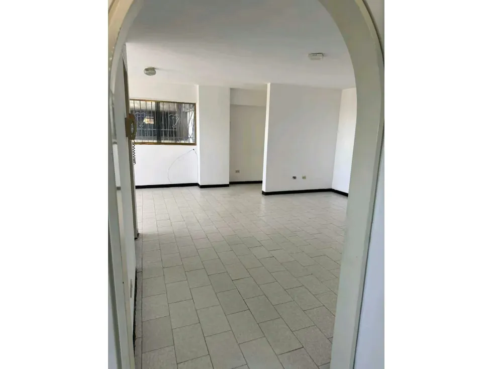 Venta apartamento Los Teques Sector el Vigía . Listo para habitar - 2