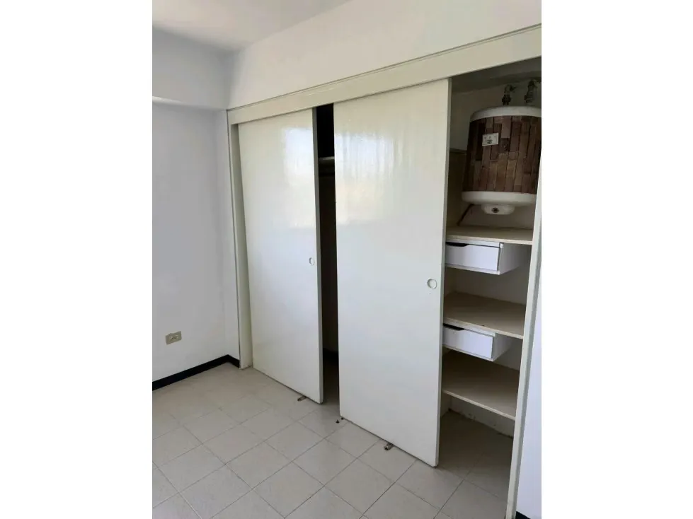 Venta apartamento Los Teques Sector el Vigía . Listo para habitar - 8