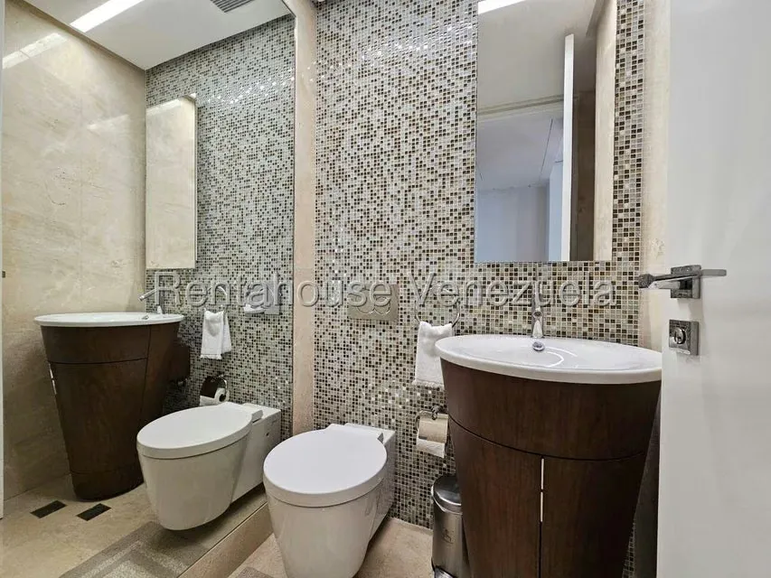 Apartamento (1 Nivel) en Venta en La Castellana, Distrito Metropolitano - 24