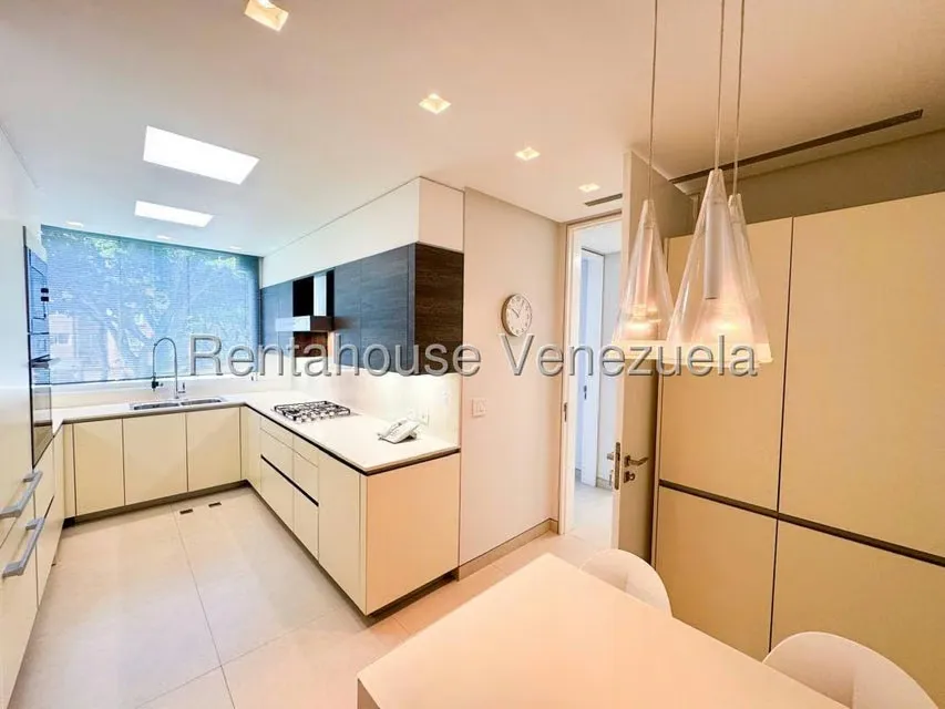 Apartamento (1 Nivel) en Venta en La Castellana, Distrito Metropolitano - 33