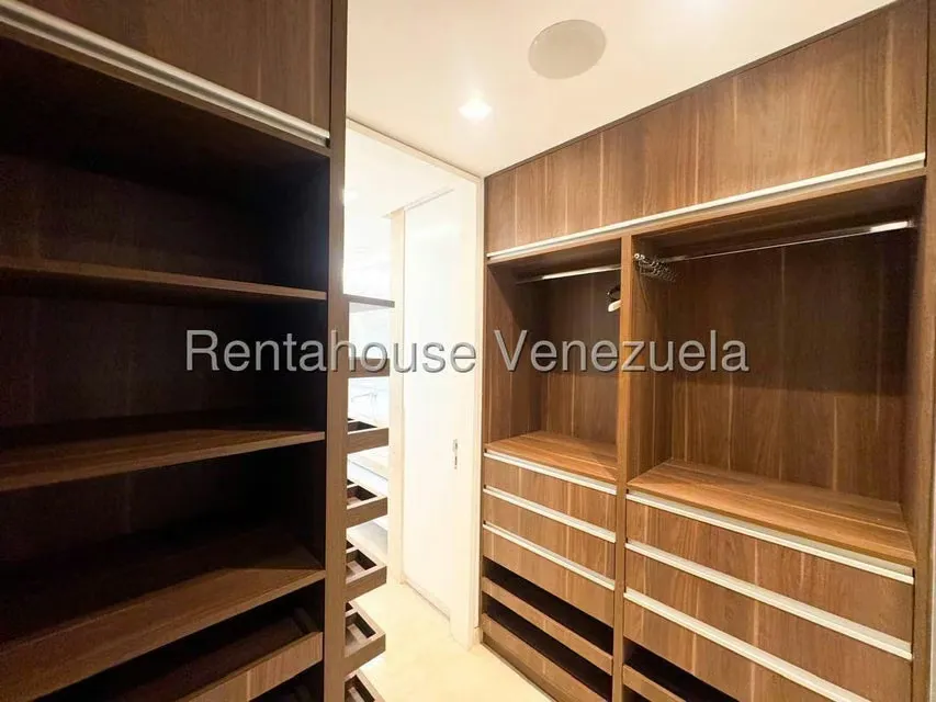 Apartamento (1 Nivel) en Venta en La Castellana, Distrito Metropolitano - 42