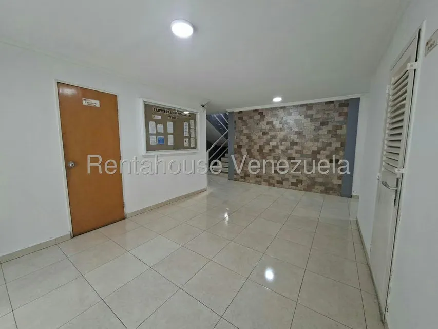 Apartamento (1 Nivel) en Venta en Santa Rosalia, Aragua - 3