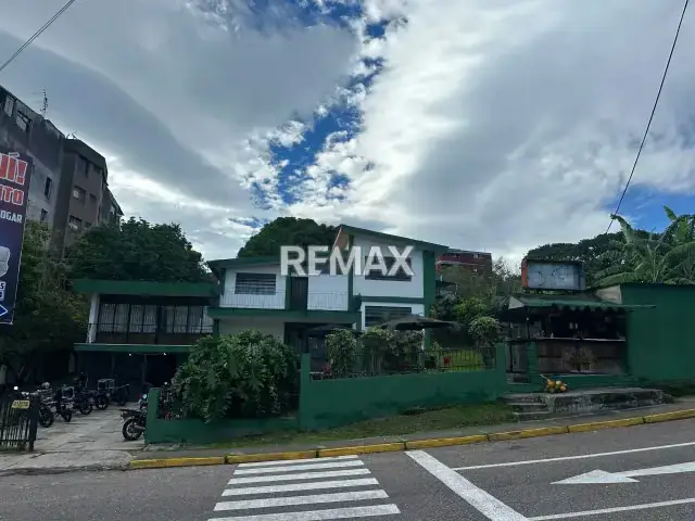 VENTA DE CASA BARRIO OBRERO SAN CRISTOBAL