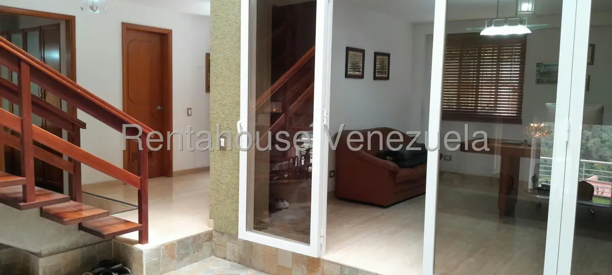 Casa (Multipes Niveles) en Venta en Alto Hatillo, Distrito Metropolitano - 16
