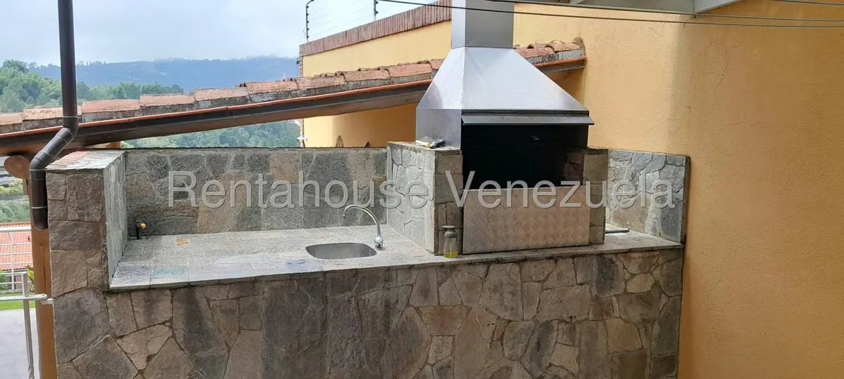 Casa (Multipes Niveles) en Venta en Alto Hatillo, Distrito Metropolitano - 22