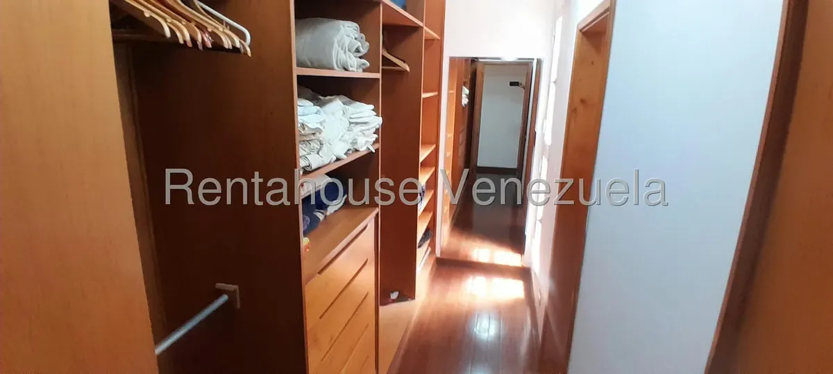Casa (Multipes Niveles) en Venta en Alto Hatillo, Distrito Metropolitano - 54