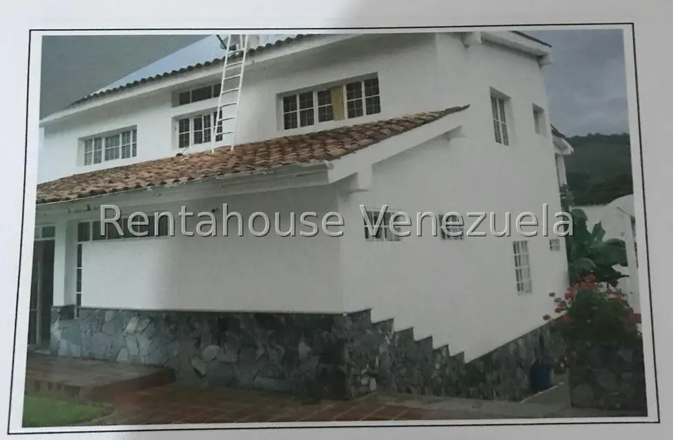 Casa (Duplex) en Venta en El Otro Lado, Trujillo - 4
