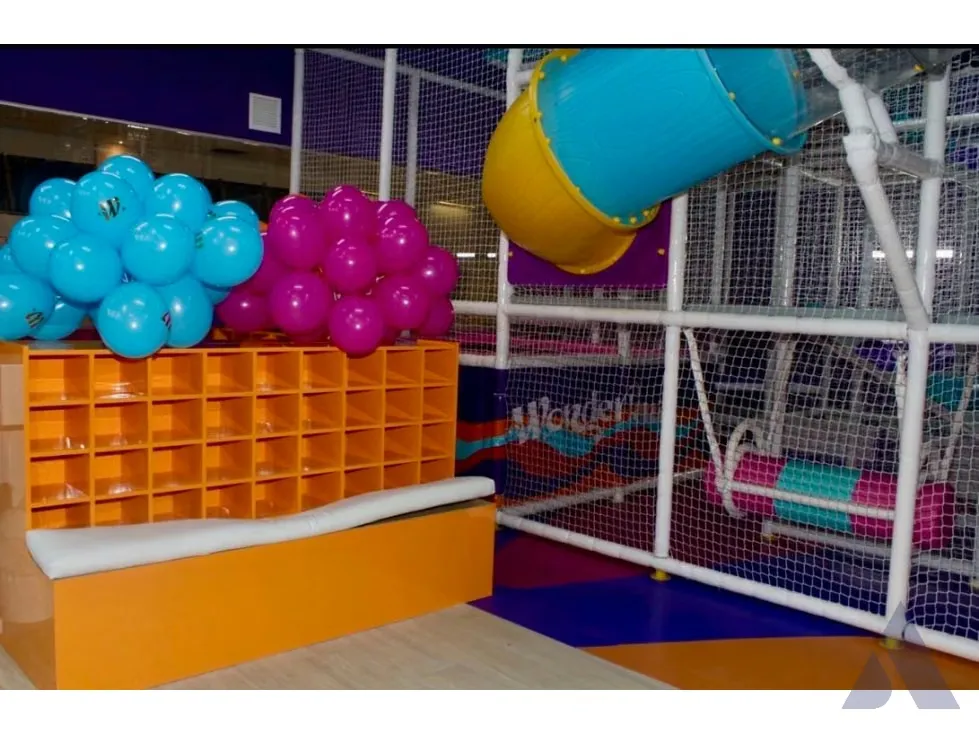 Se vende fondo de comercio parque infantil 278m2 Cerro Verde4722 - 6