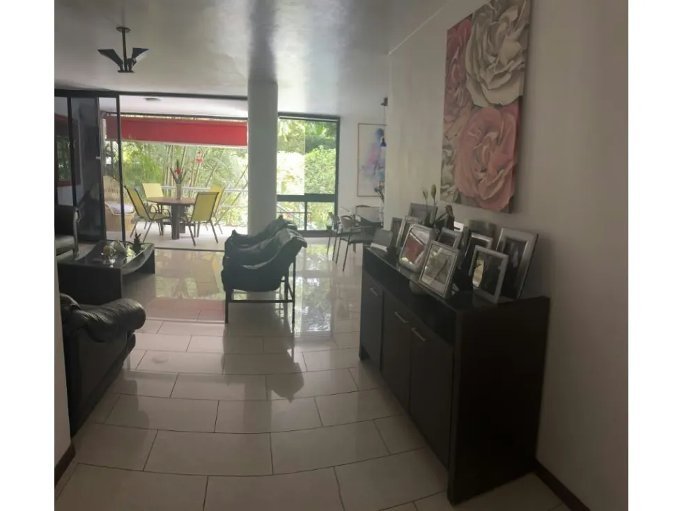 Se VENDE TH-414m²-4H+3B+1HS+1BS+4P+Vig-La Boyera-MG - 8