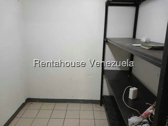Local Comercial en Venta en Parroquia La Candelaria, Distrito Metropolitano - 12
