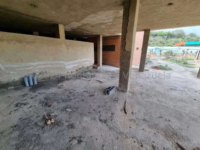 Edificio en Venta en Weekend, Vargas - 23