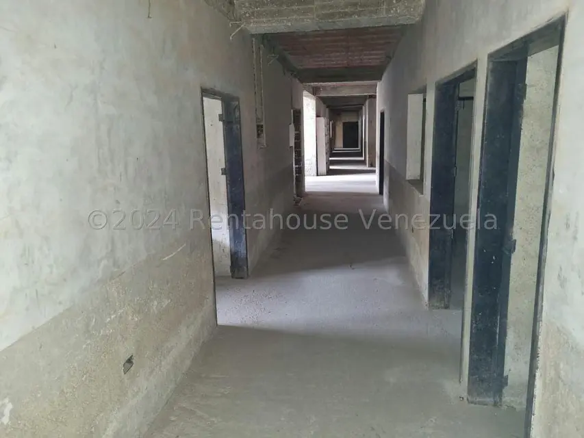 Edificio en Venta en Weekend, Vargas - 5