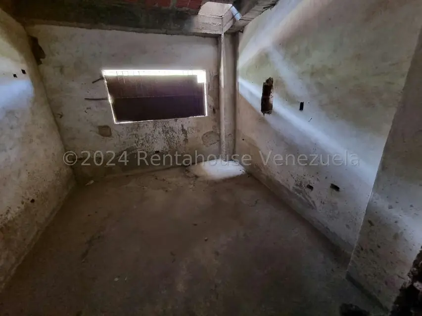 Edificio en Venta en Weekend, Vargas - 9