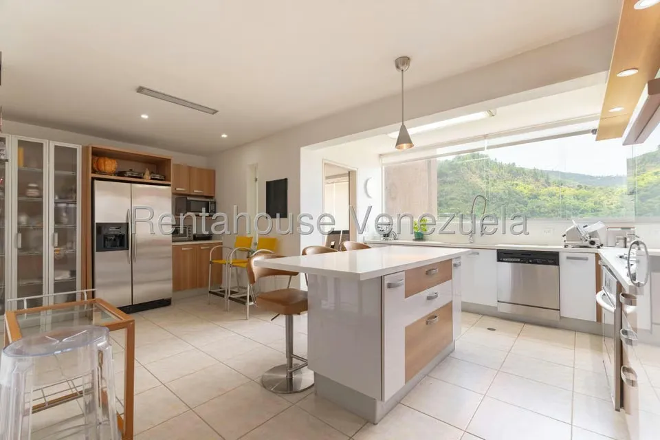 Apartamento (Duplex) en Venta en Las Esmeraldas, Distrito Metropolitano - 14
