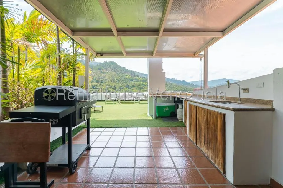 Apartamento (Duplex) en Venta en Las Esmeraldas, Distrito Metropolitano - 30