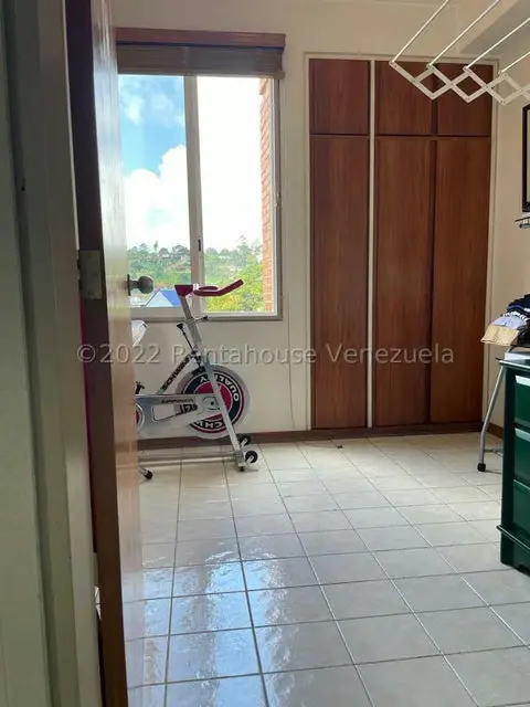 Apartamento (1 Nivel) en Venta en La Lagunita Country Club, Distrito Metropolitano - 9