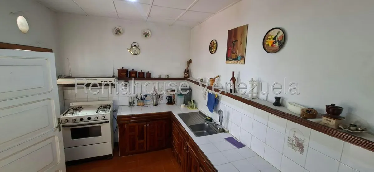 Casa (1 Nivel) en Venta en Avenida 16 de Septiembre, Merida - 16